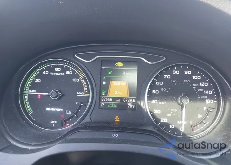 2016 Audi A3 E-Tron 1.4T Premium z USA, uszkodzony, nr VIN WAUTPBFF7GA050640